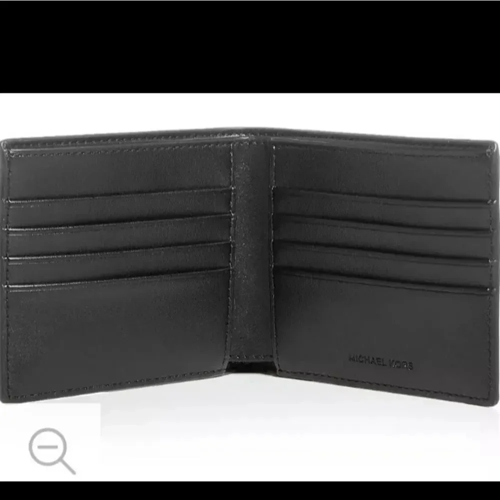🎄🎁ALERT Michael Kors Men's Black Jet Set Signature Andy Billfold Pocket